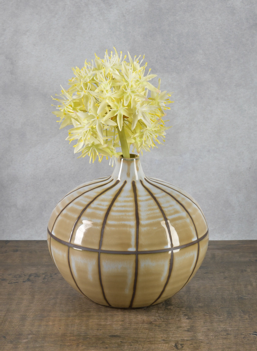 Izushi Handcrafted Deco Vase