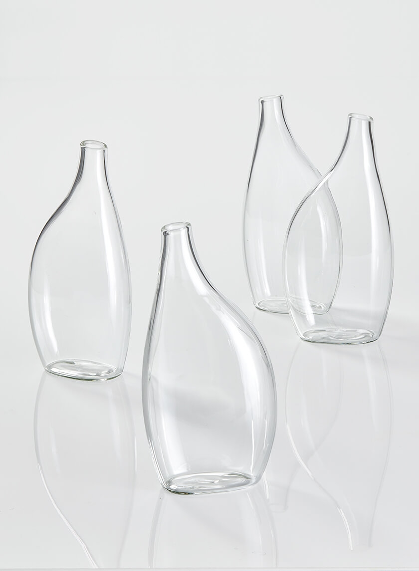 6 ½in Flat Bottle Vase, Set of 4