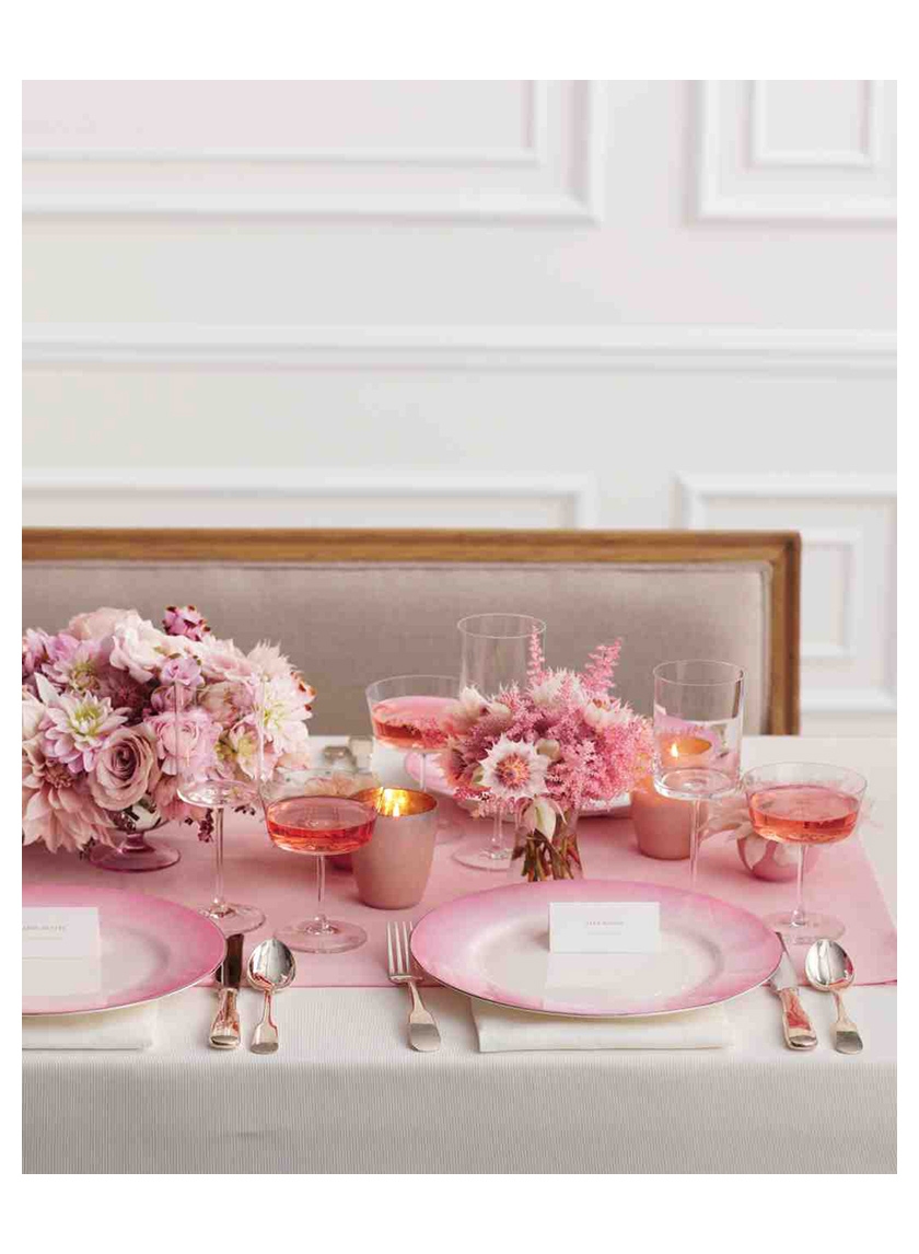 Martha-Stewart-Weddings-Winter-2013-Pink-Table-wedding-palette